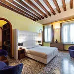 Abbazia De Luxe Bed & Breakfast Venetië