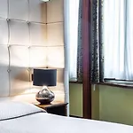 Abbazia De Luxe Bed & Breakfast 4*