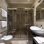 Abbazia De Luxe Bed & Breakfast 4*