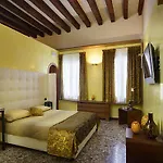 Bed & Breakfast Abbazia De Luxe 4*