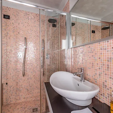 B&B 아바치아 드 럭스 3*