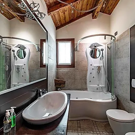 Abbazia De Luxe Bed & Breakfast