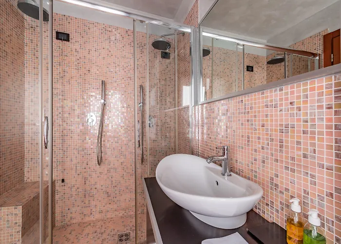 فندق مبيت وإفطار Abbazia De Luxe 3*