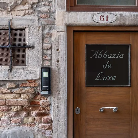 فندق مبيت وإفطار Abbazia De Luxe