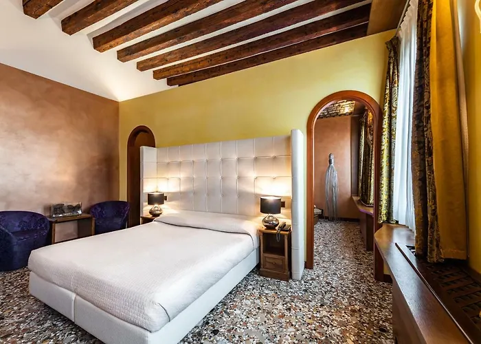 לינה וארוחת בוקר Abbazia De Luxe 3*